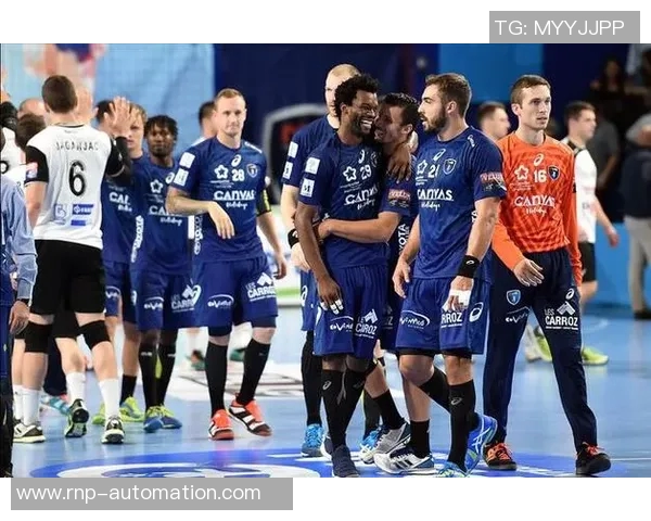 051纽约城与华盛顿的精彩对决揭示足球战术与团队协作的完美结合